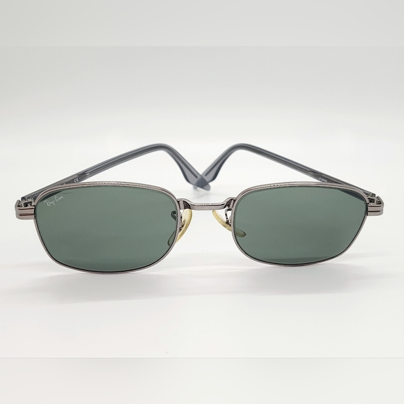 Vintage Ray-Ban W2189 Gunmetal/Gray Blend Rectangular Cross Walk Sunglasses - Picture 2 of 10